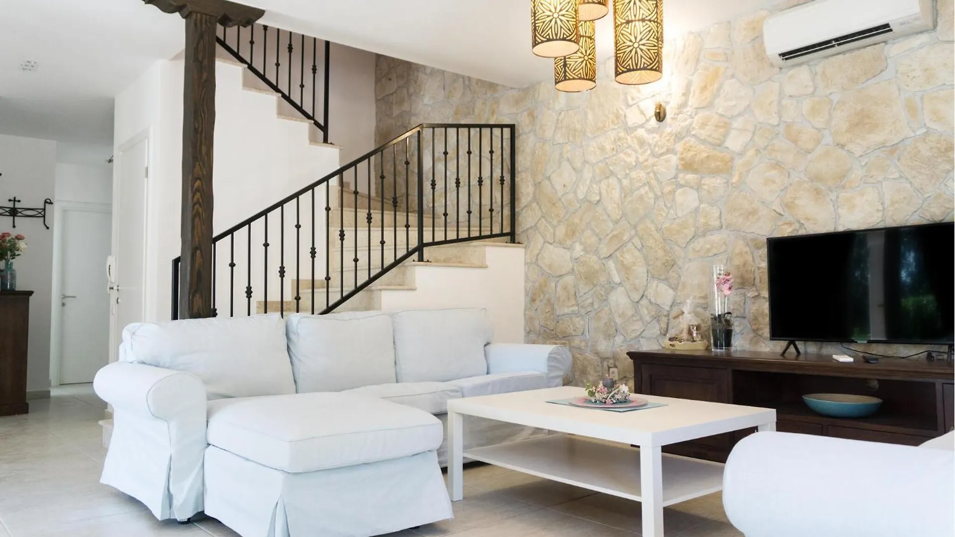 Cozy Home In Smoljanci With Kitchen 크로아티아